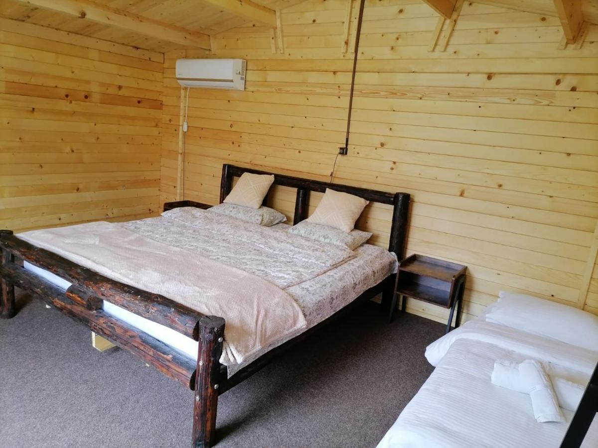 Edelweiss Guesthouse, Glamping And Camping Suhaia Exterior foto