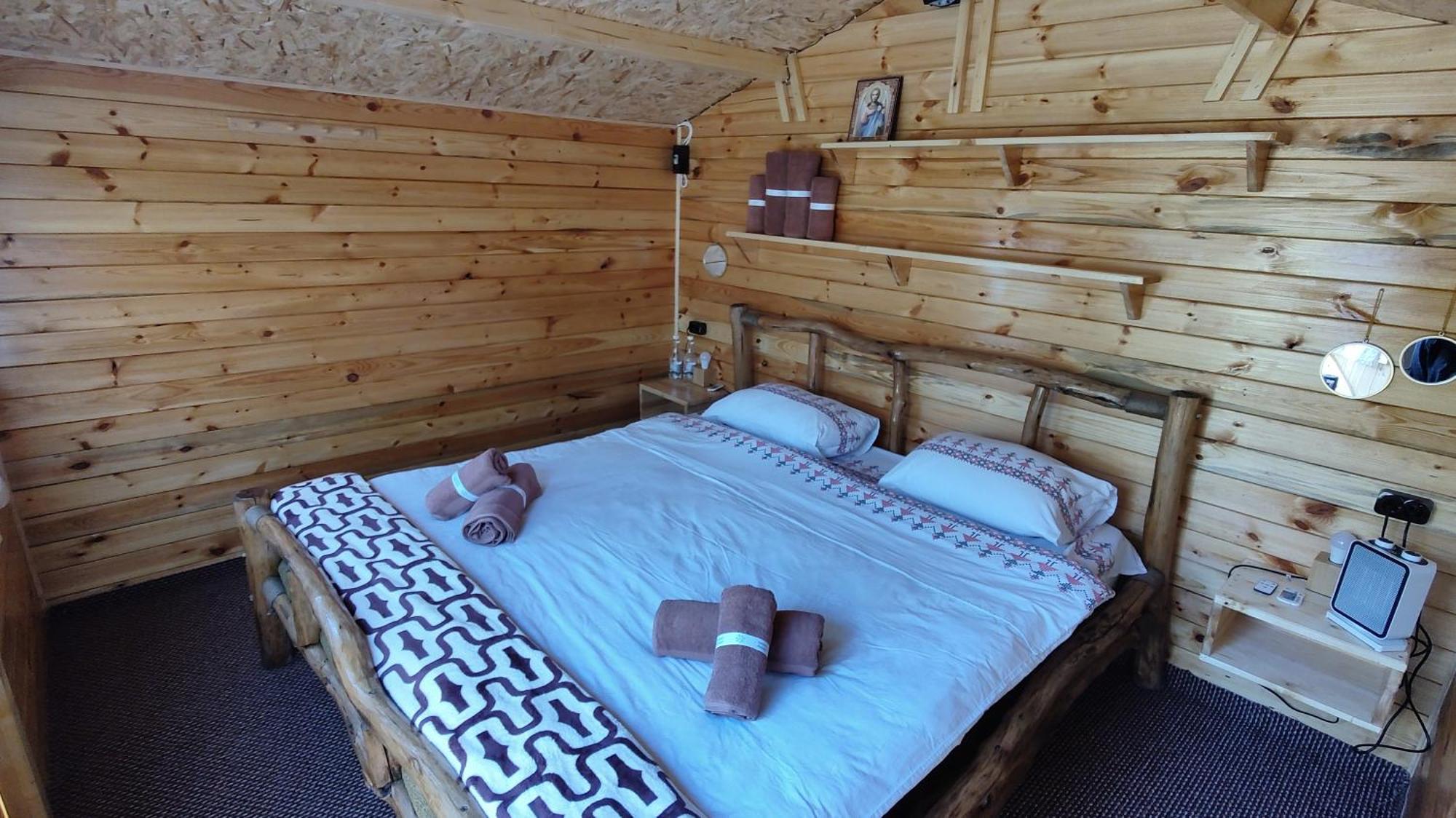 Edelweiss Guesthouse, Glamping And Camping Suhaia Exterior foto